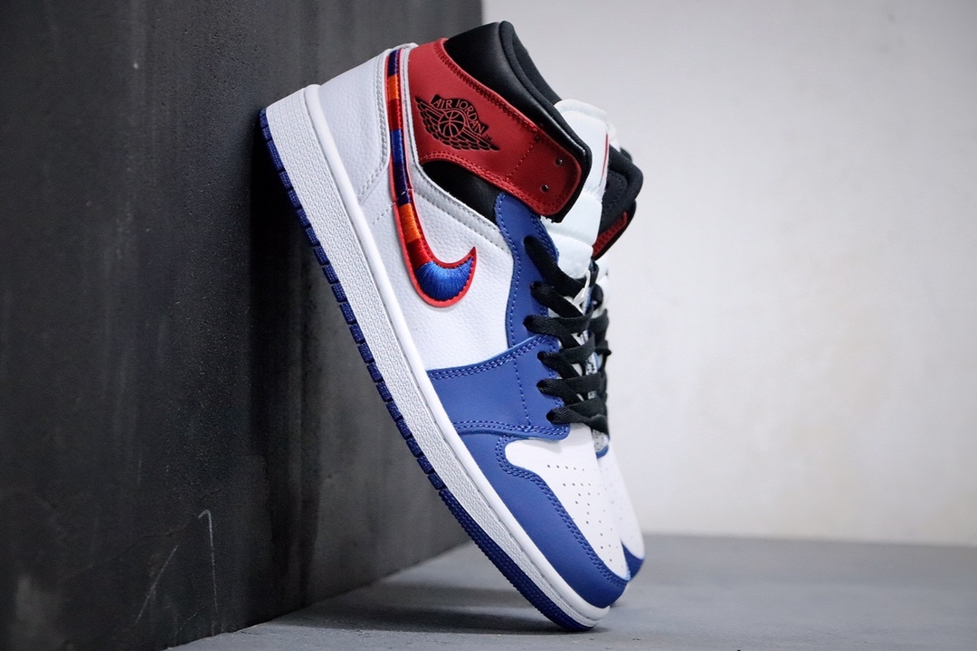 120 AJ1 mid 40-46 no44.5.jpg