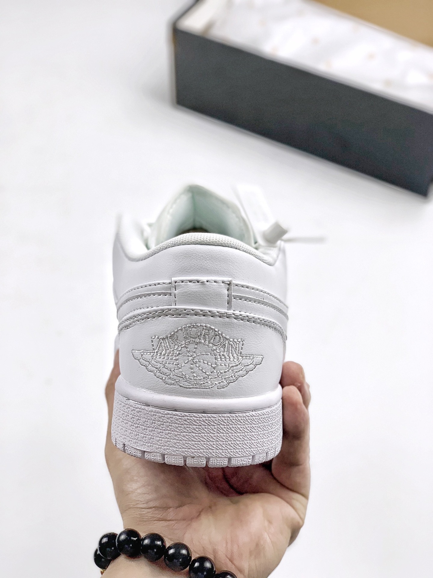 140 AJ1 Low 36-46 (11).jpg