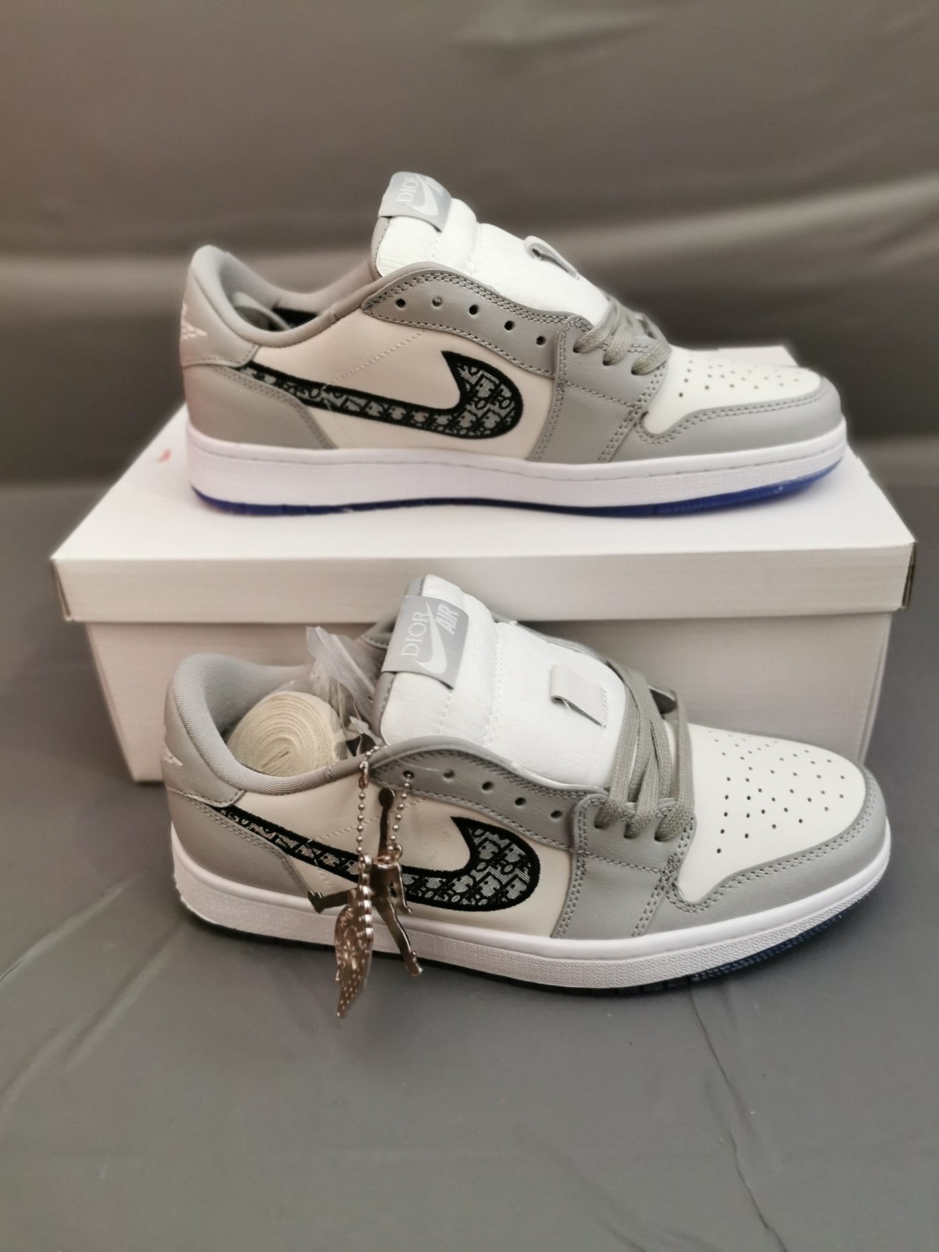 180 AJ1 36-46 (56).jpg