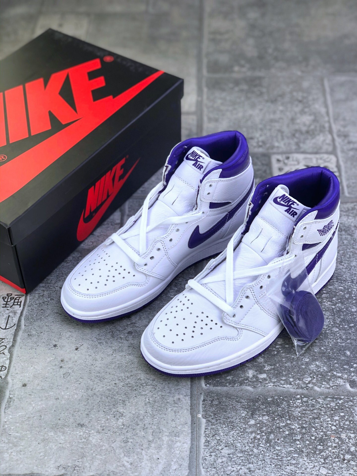 120 AJ1 Low 36-46 (6).jpg