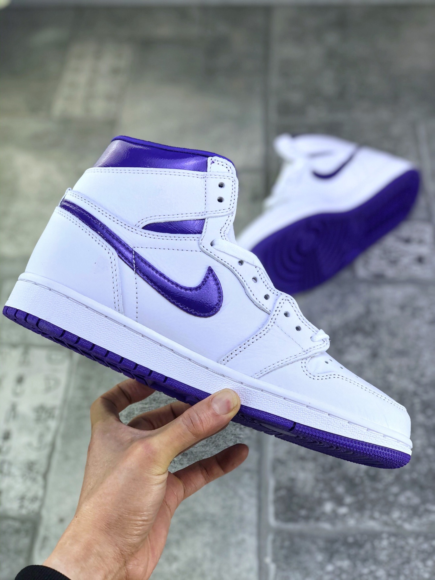 120 AJ1 Low 36-46 (8).jpg