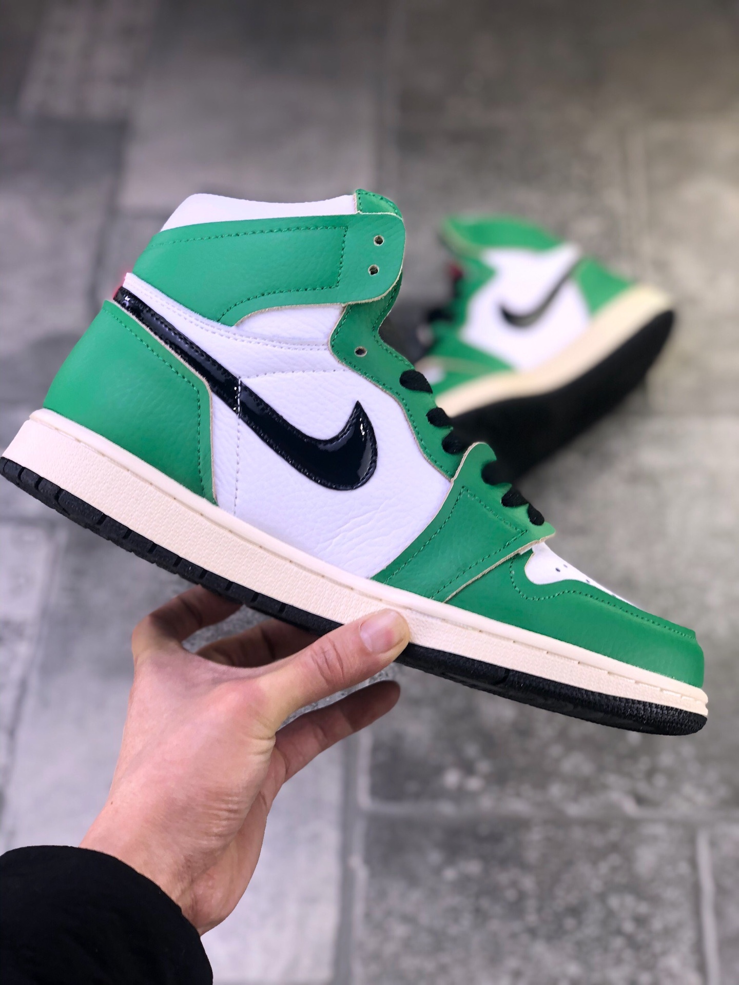 120 AJ1 lucky green 36_37_38_39 40-46 Half (8).jpg