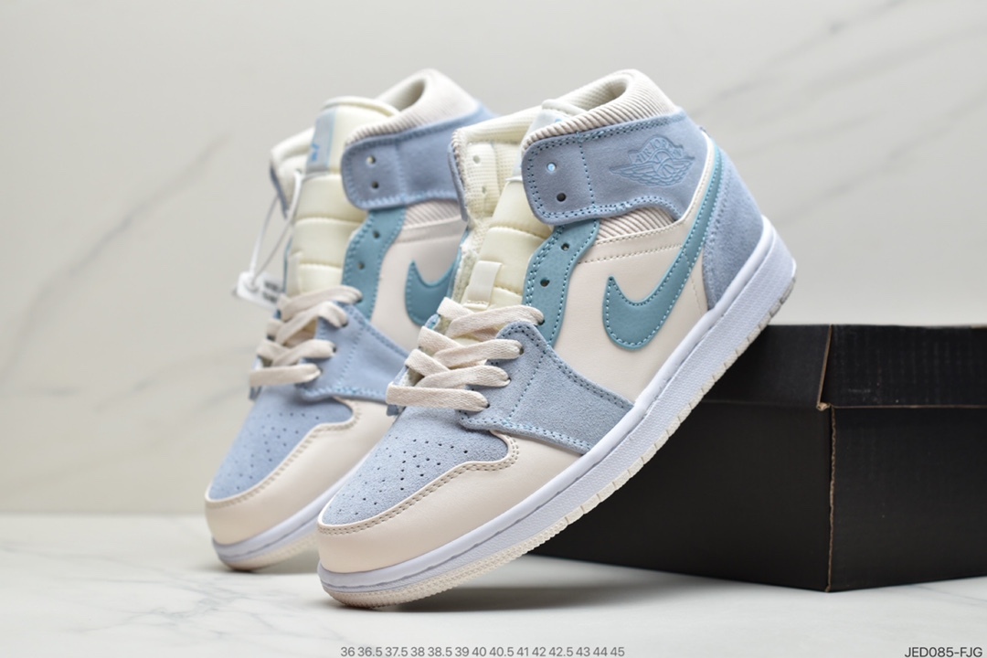 130 AJ1 Mid 36-45 (7).jpg
