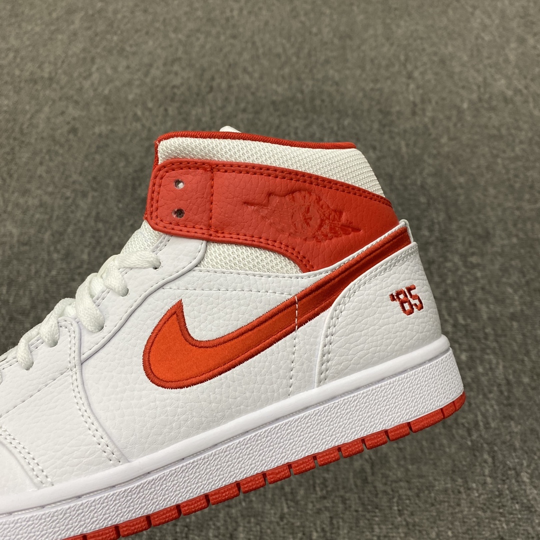 200 AJ1 Mid GS “85_ 36-47.5 got 44.5 (8).jpg