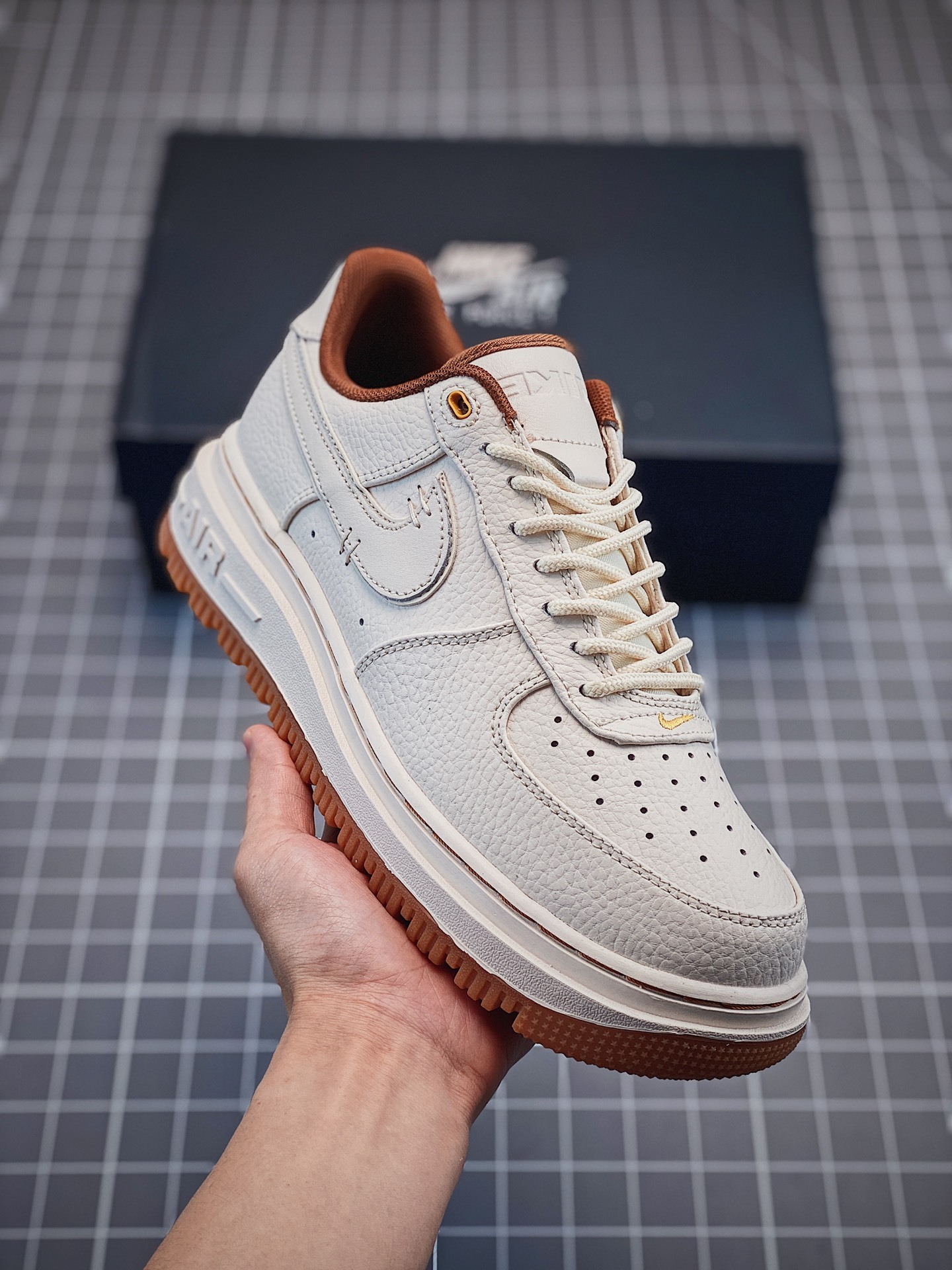 180 NK Air Force 1 Low Luxe 40-46 no44.5 (53).jfif