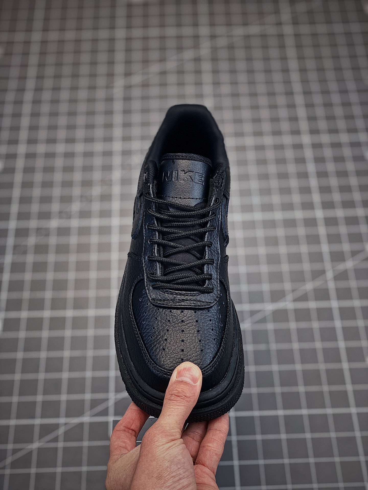 180 NK Air Force 1 Low Luxe 40-46 no44.5 (7).jfif