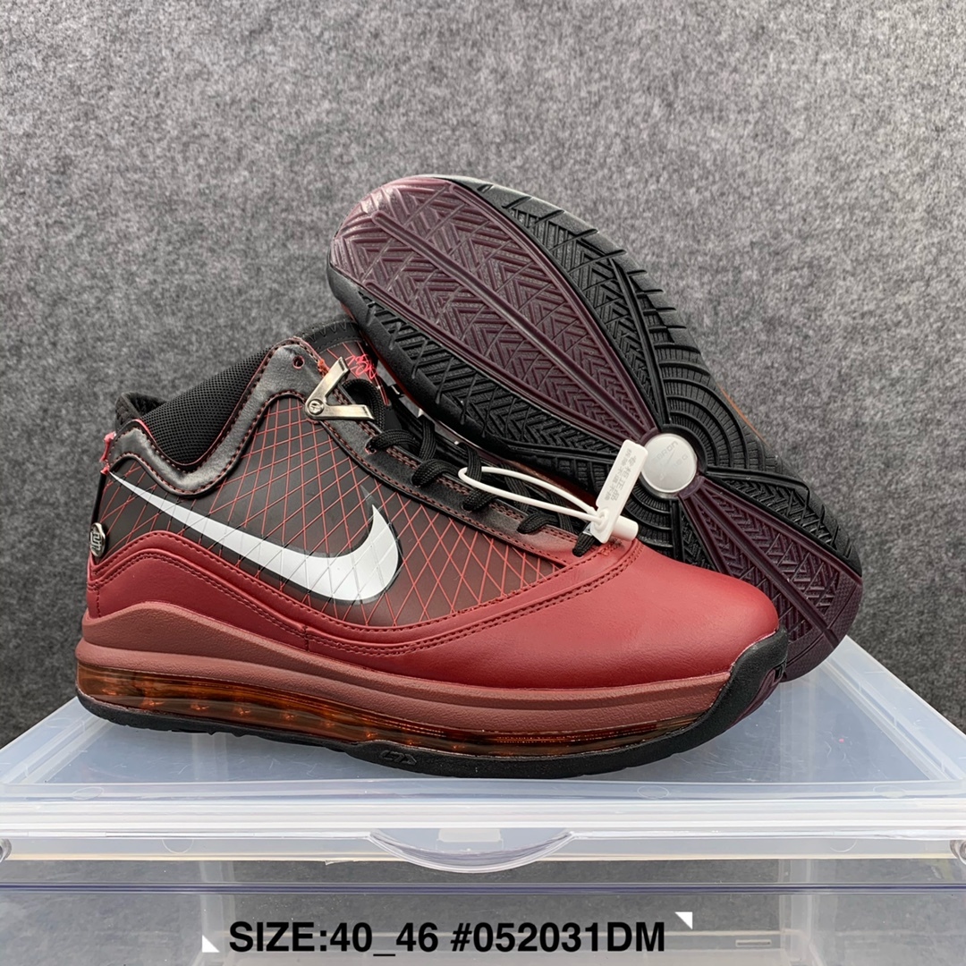 165 Lebron 7 40-46 half (7).jpg