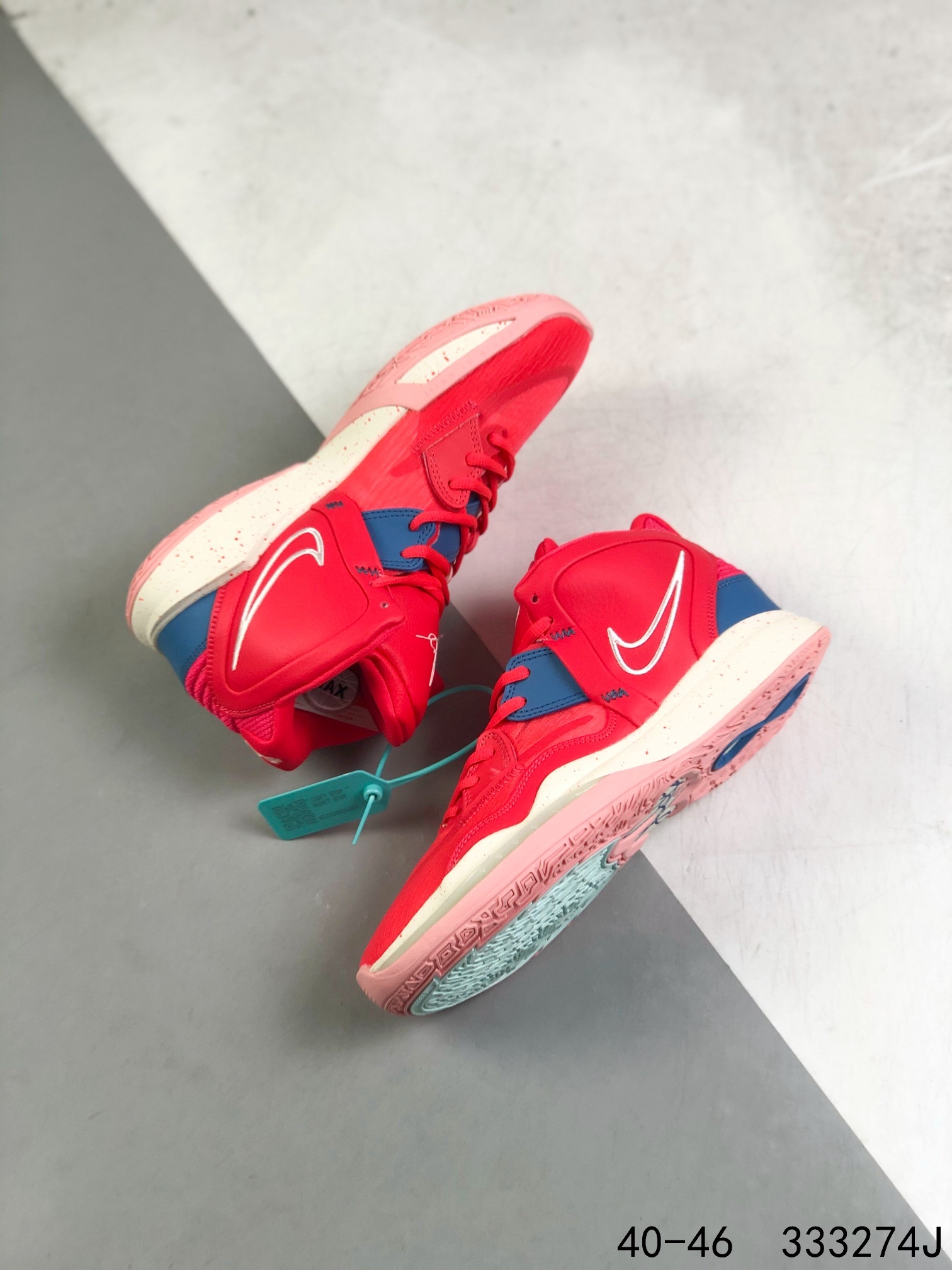 150 Kyrie 8 40-46 (1).jpg