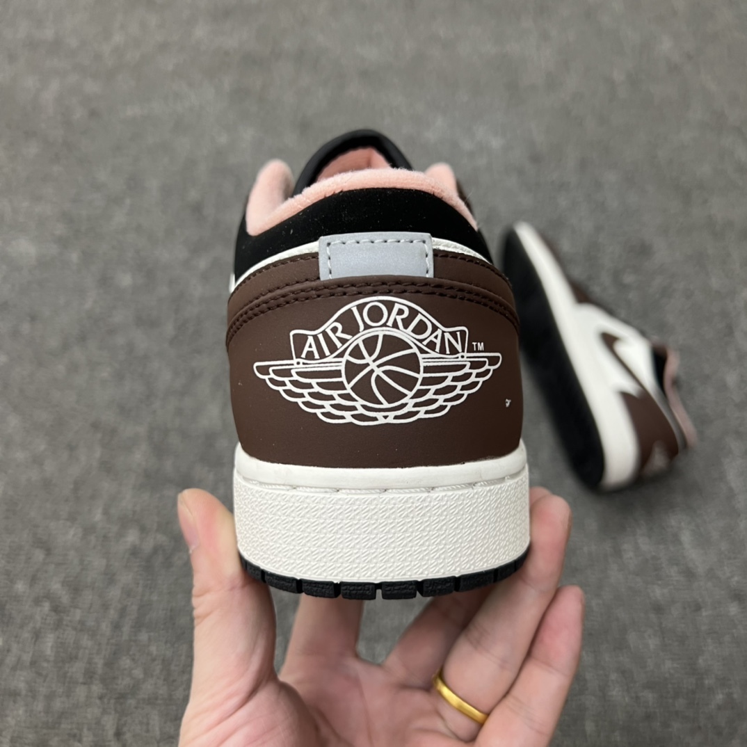 180 AJ1 Mocha Brown 36-46 half (5)
