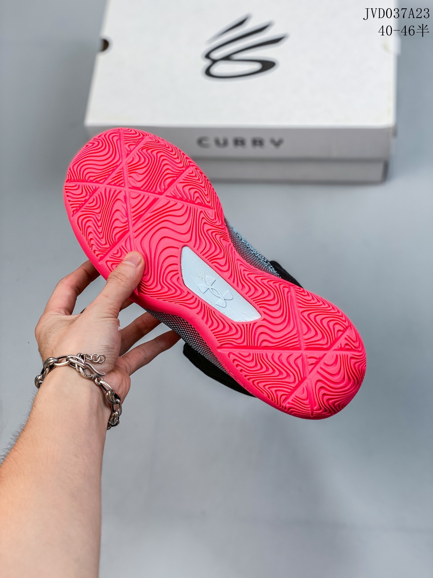 170 Curry HOVR Splash 40-46 half (30)