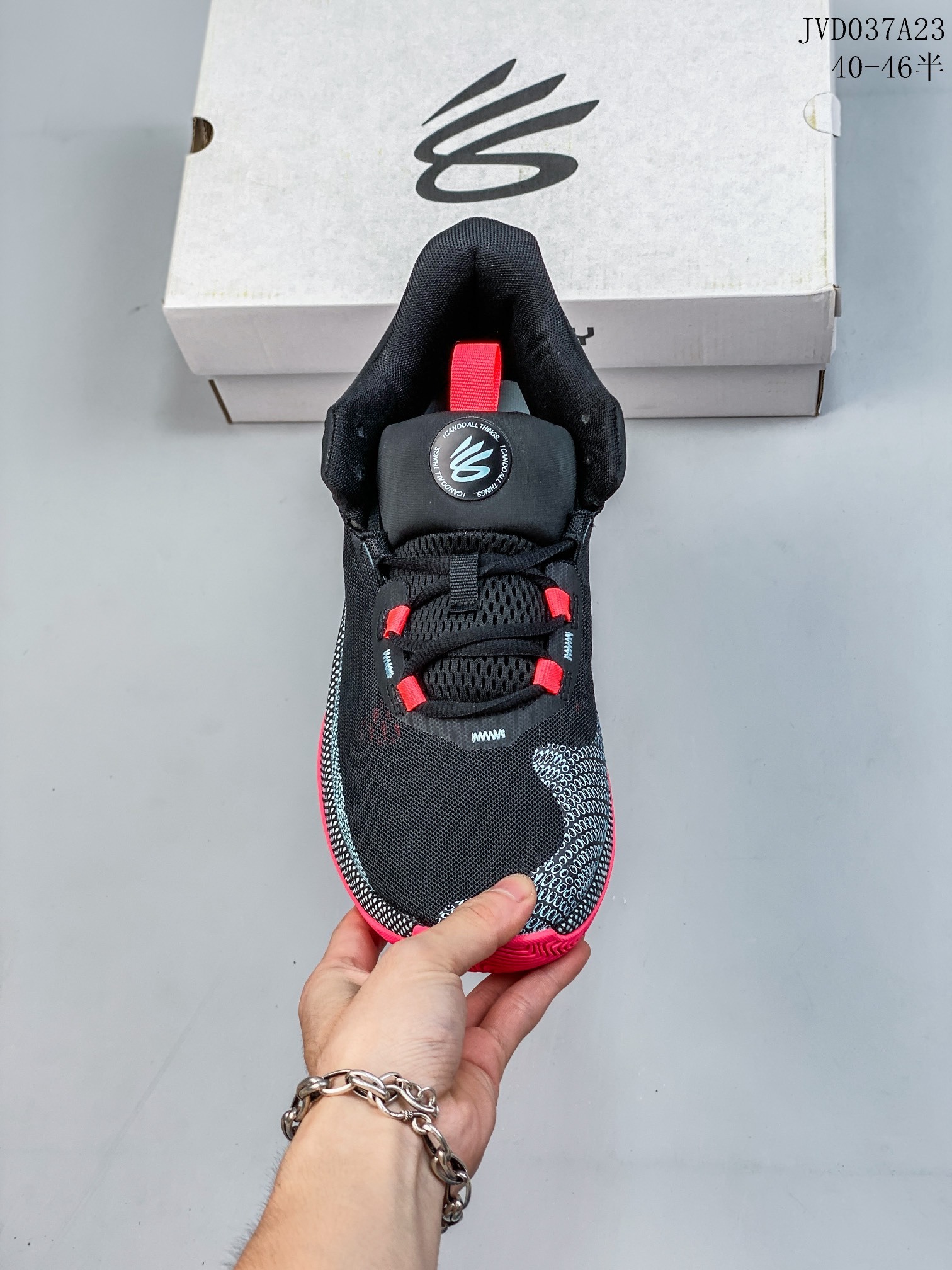 170 Curry HOVR Splash 40-46 half (29)