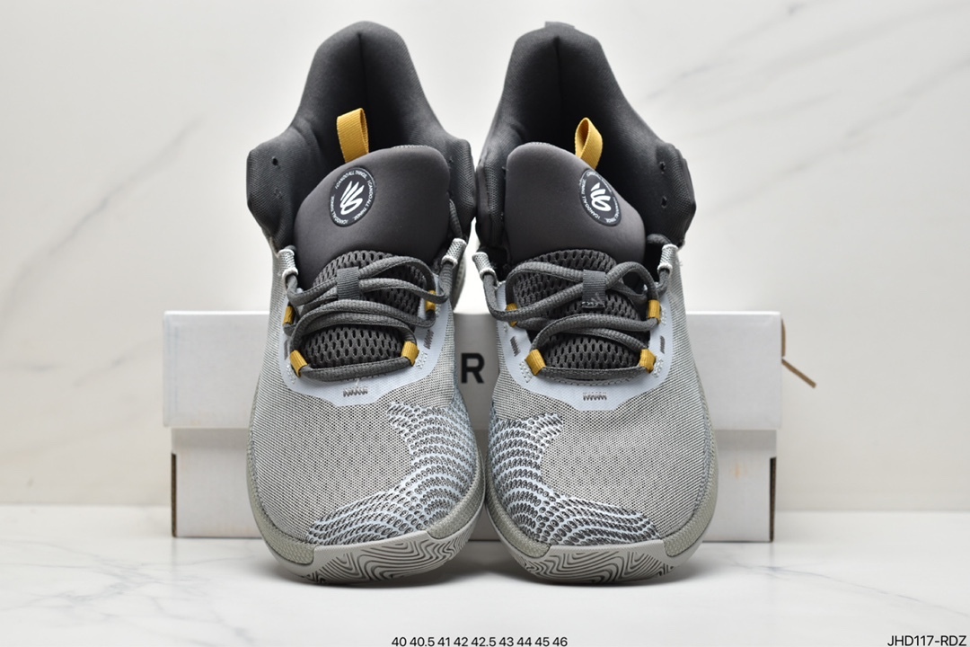 170 Curry HOVR Splash 40-46 half (8)