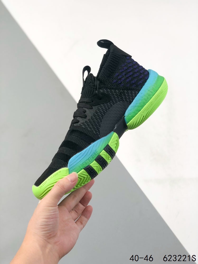 150 Trae Young 2 40-46 Half  (2)