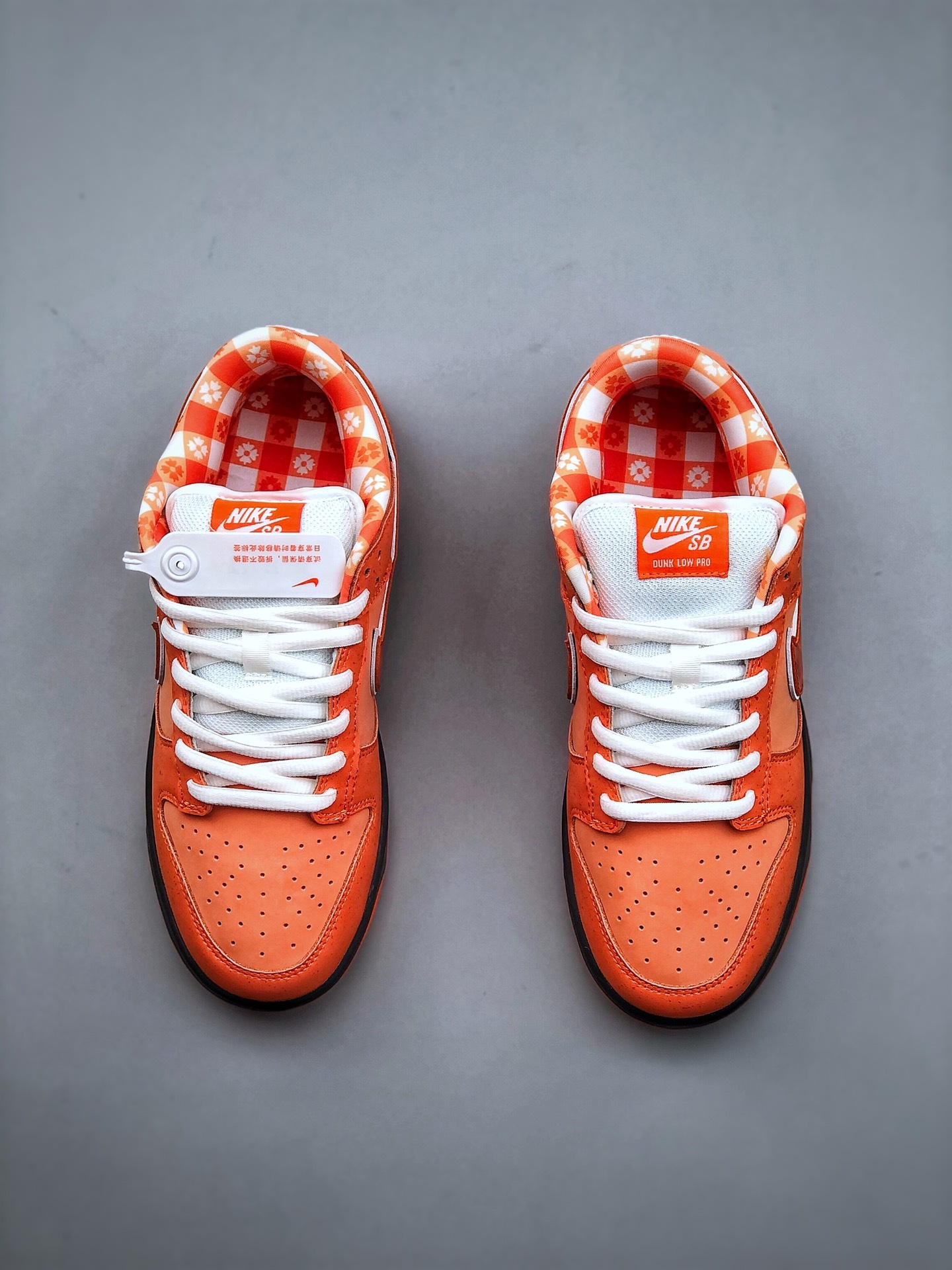 240 SB Dunk Low 36-46 Half  (2)