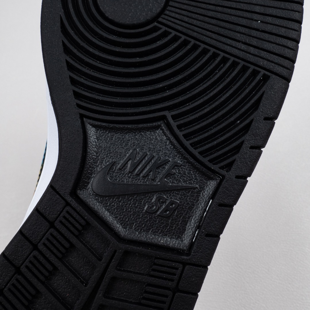 o_1f8cmi10q1pfc5afe99c6gq60uk