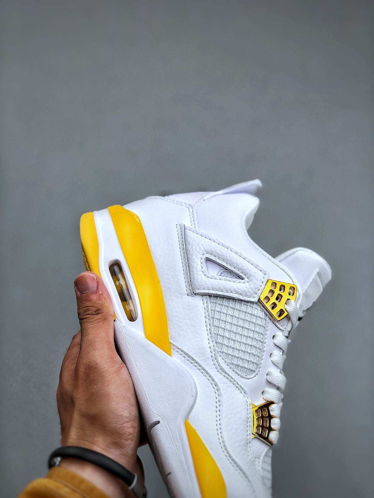 AJ4 170 (2)