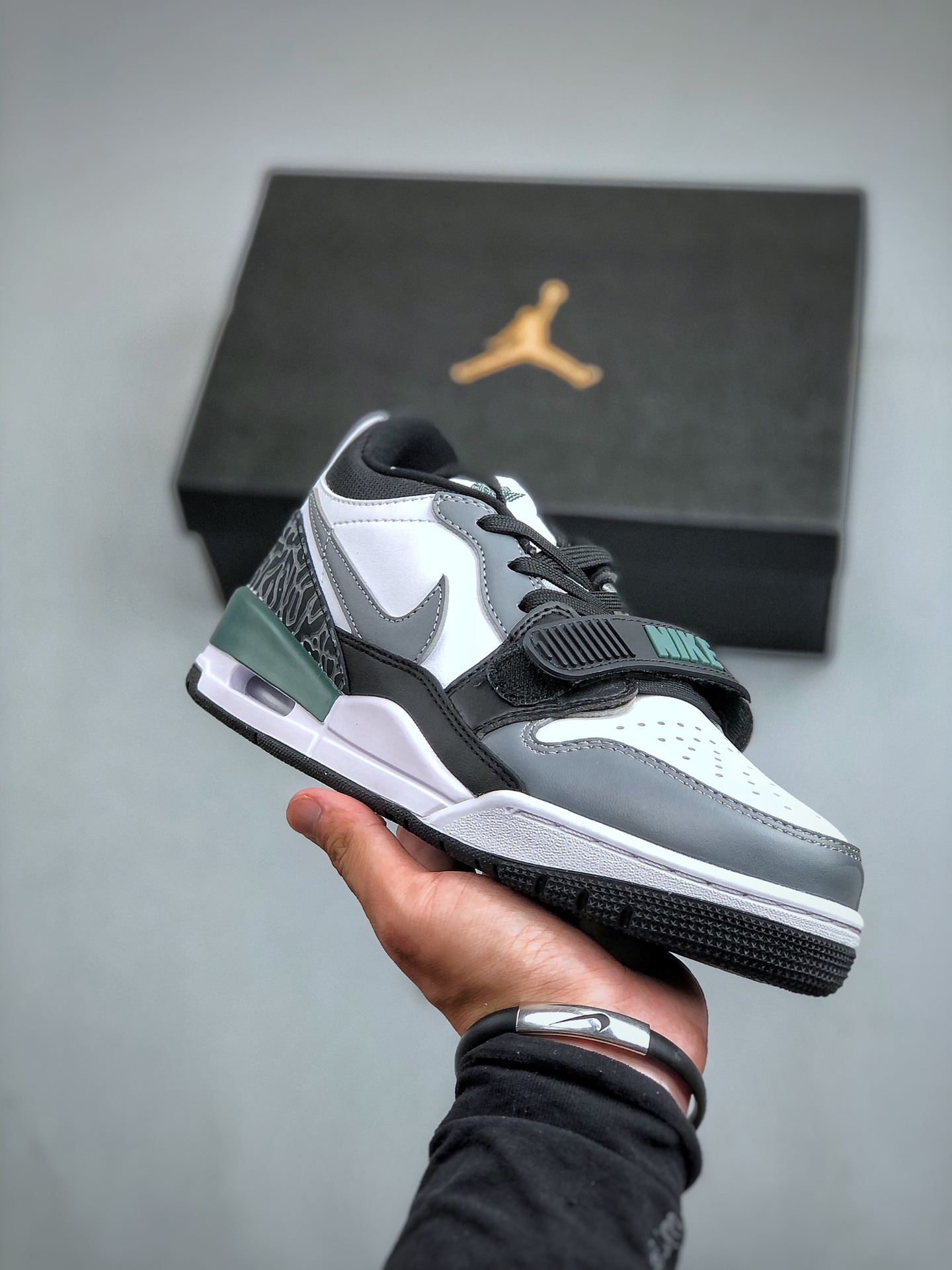 Air Jordan Legacy 312 Low 170 (29)