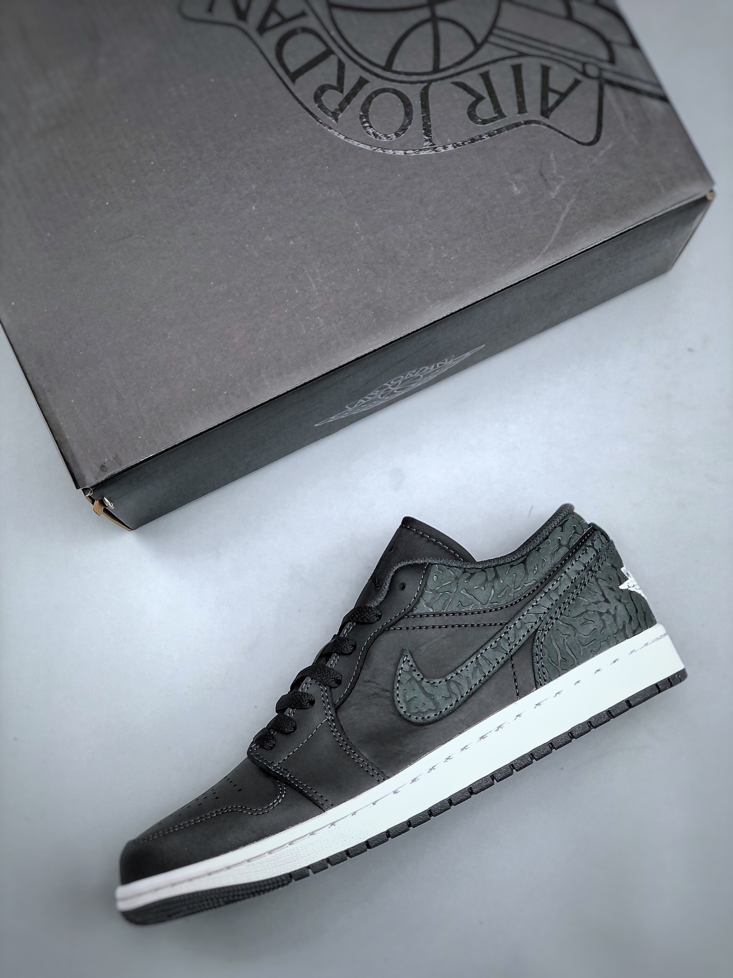 AJ1 High - 2025-05-11T000045.250