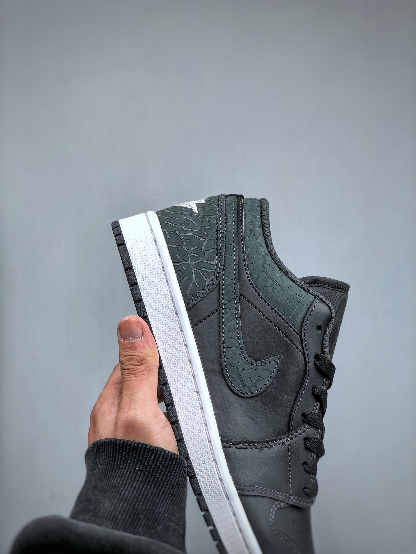 AJ1 High - 2025-05-11T000042.881