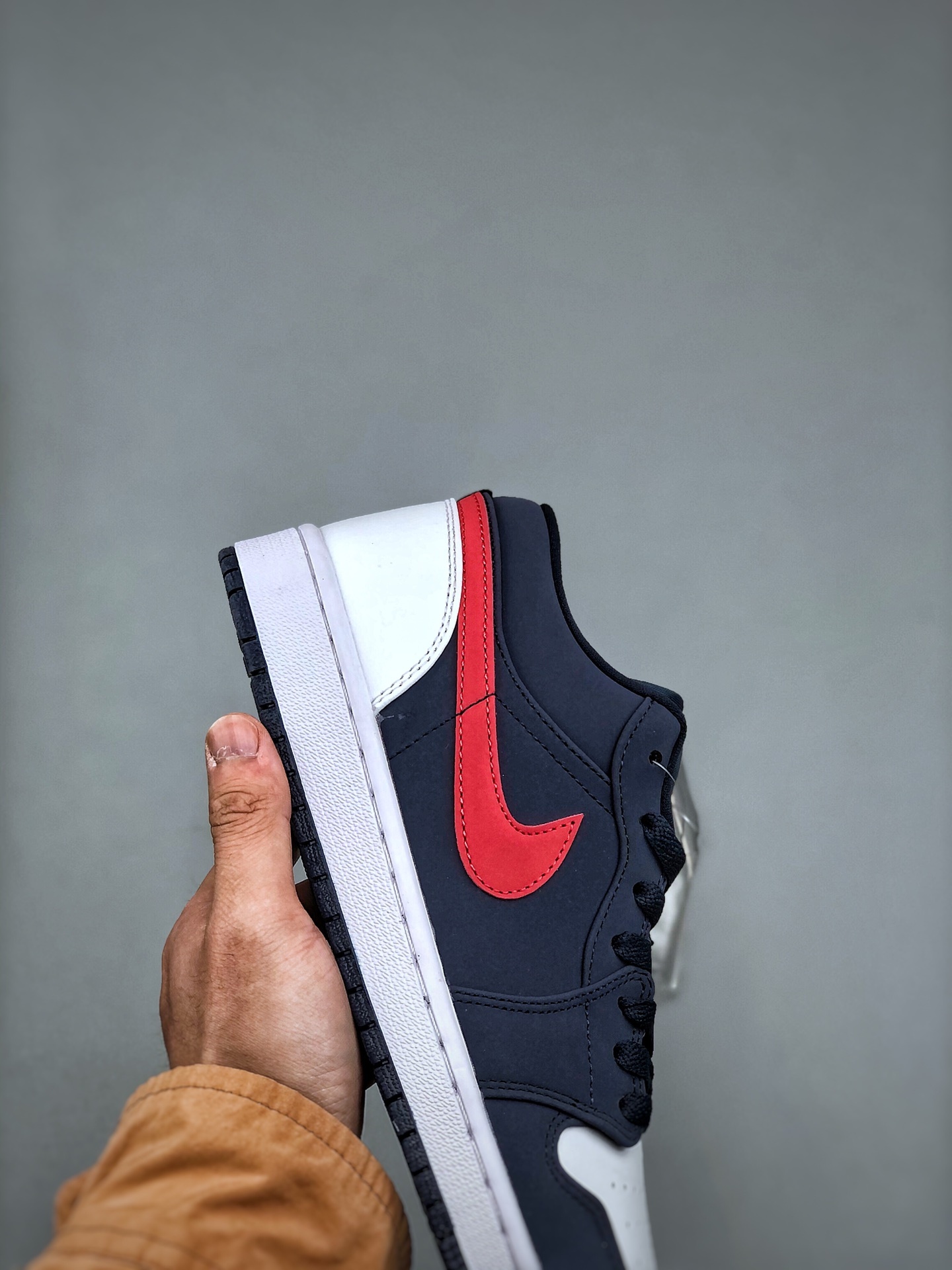 AJ1 High - 2025-05-11T153923.483