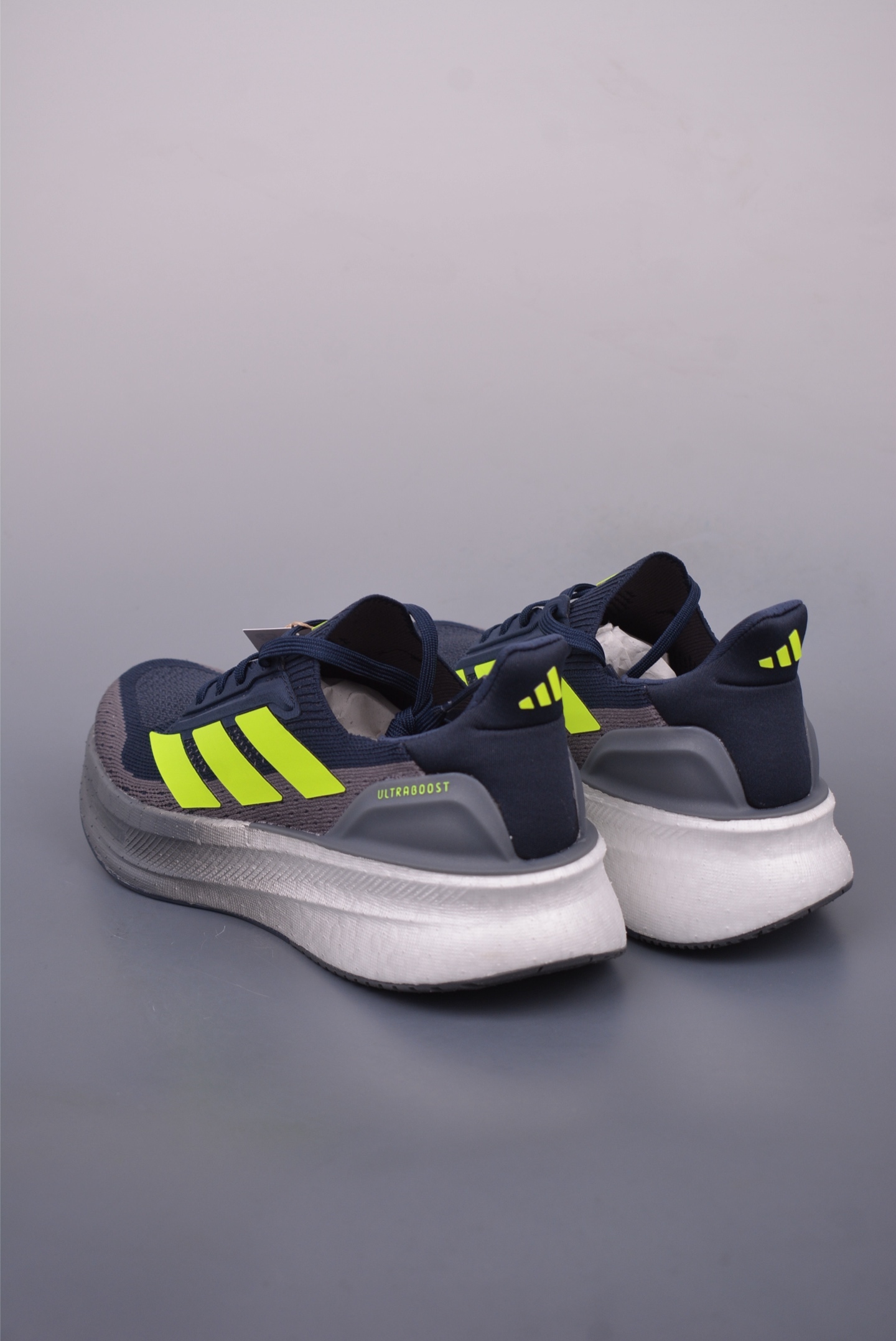 Ultraboost 5X 210 (4)