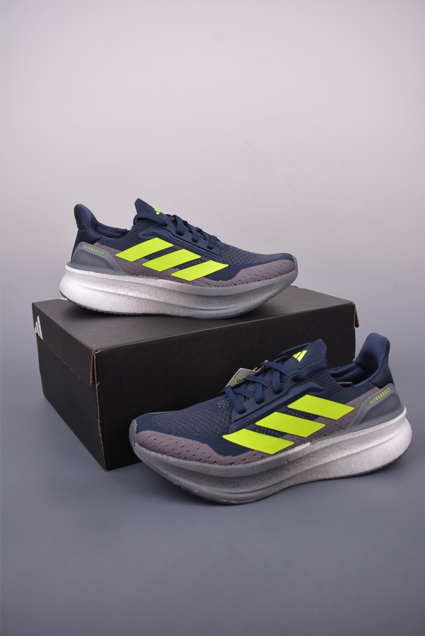 Ultraboost 5X 210 (1)