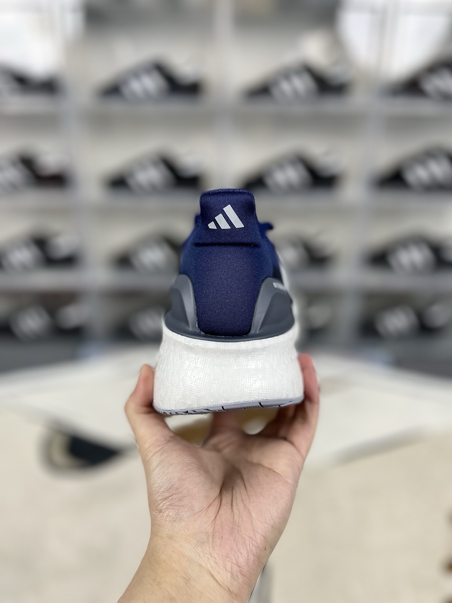 Ultraboost 5X 210 (9)