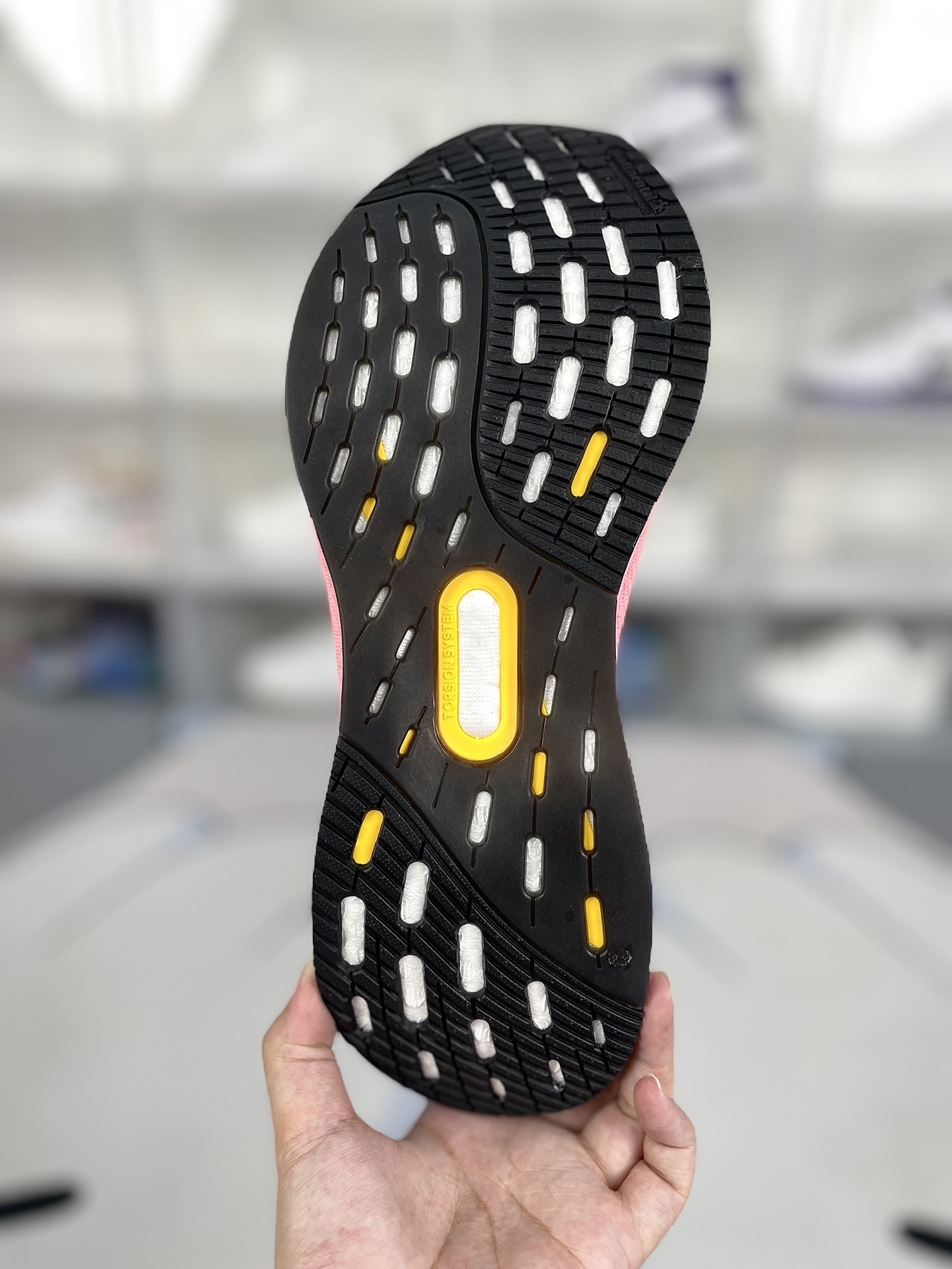 Ultraboost 5X 210 (26)