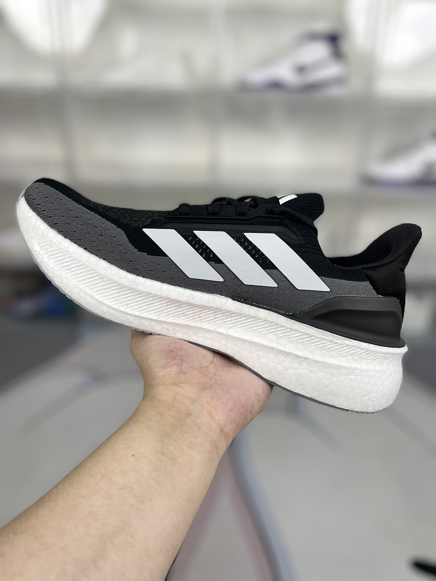 Ultraboost 5X 210 (43)