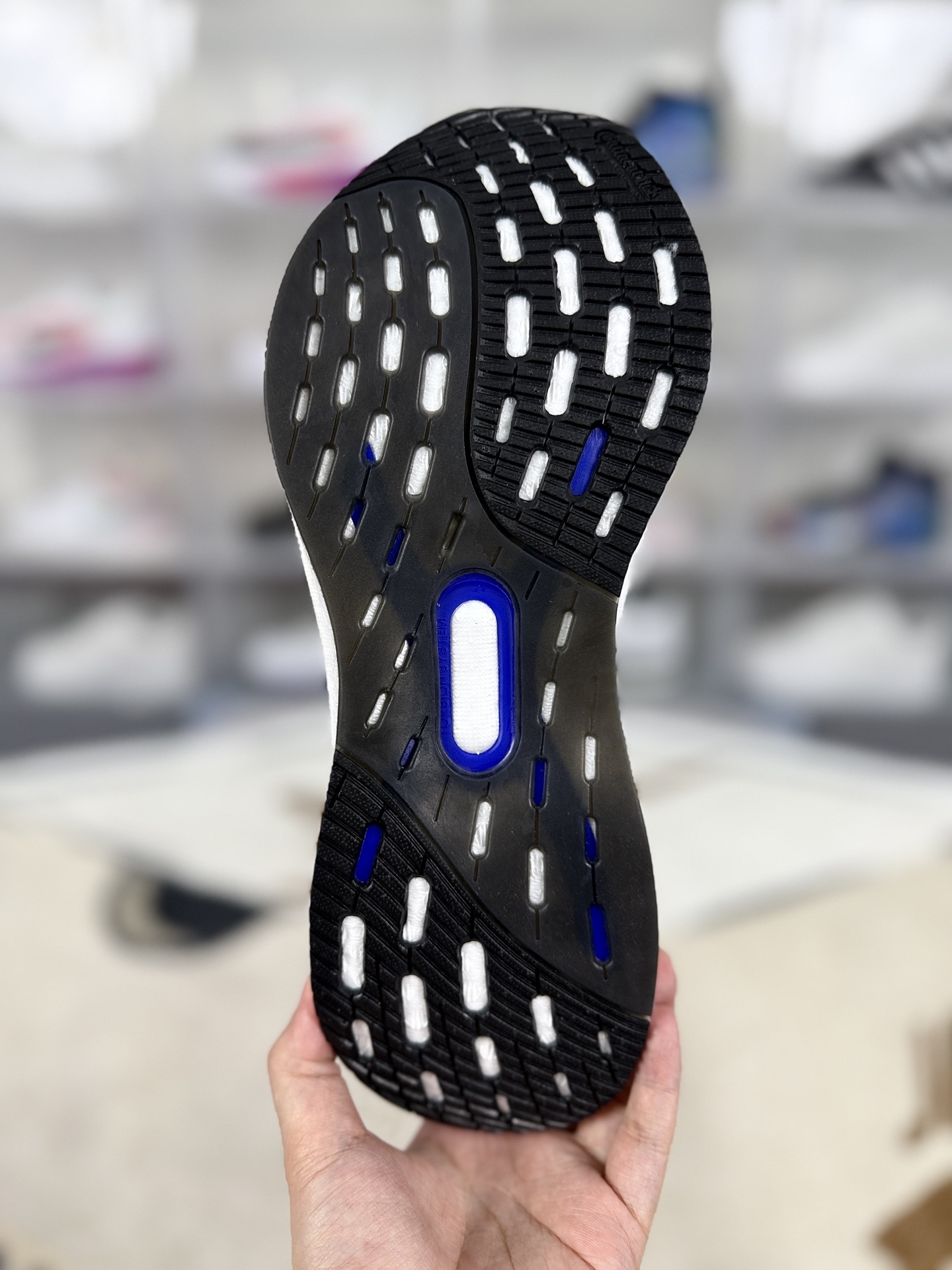 Ultraboost 5X 210 (56)