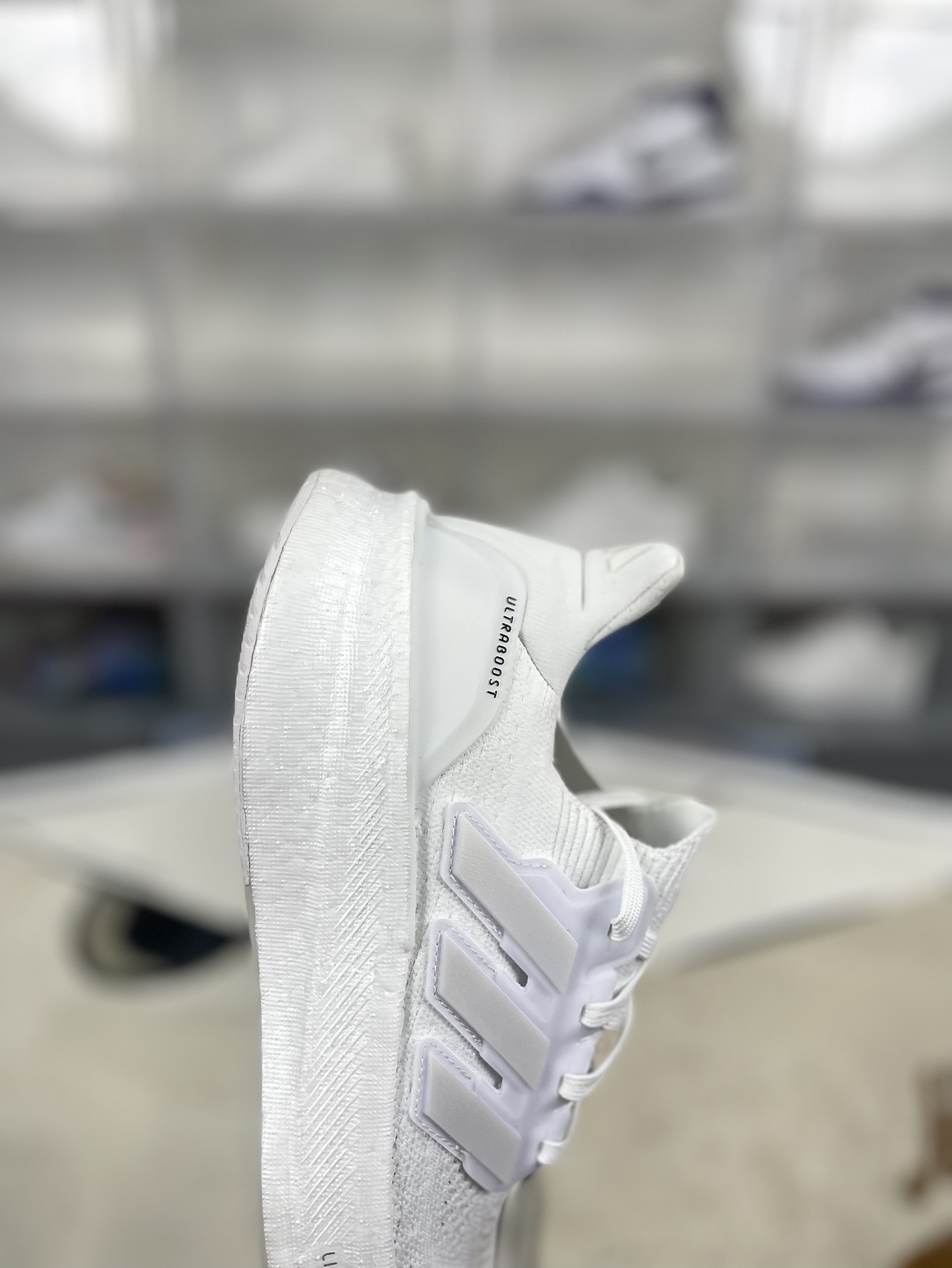 Ultraboost 5X 210 (84)