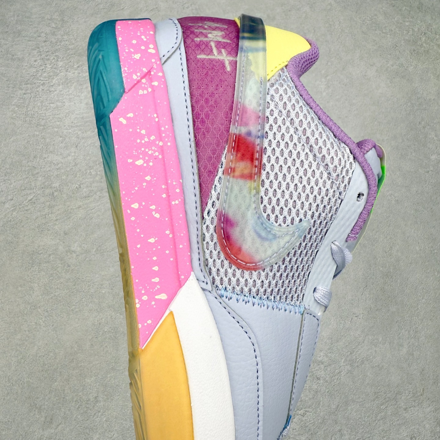 i1753929738696_9387_0_7