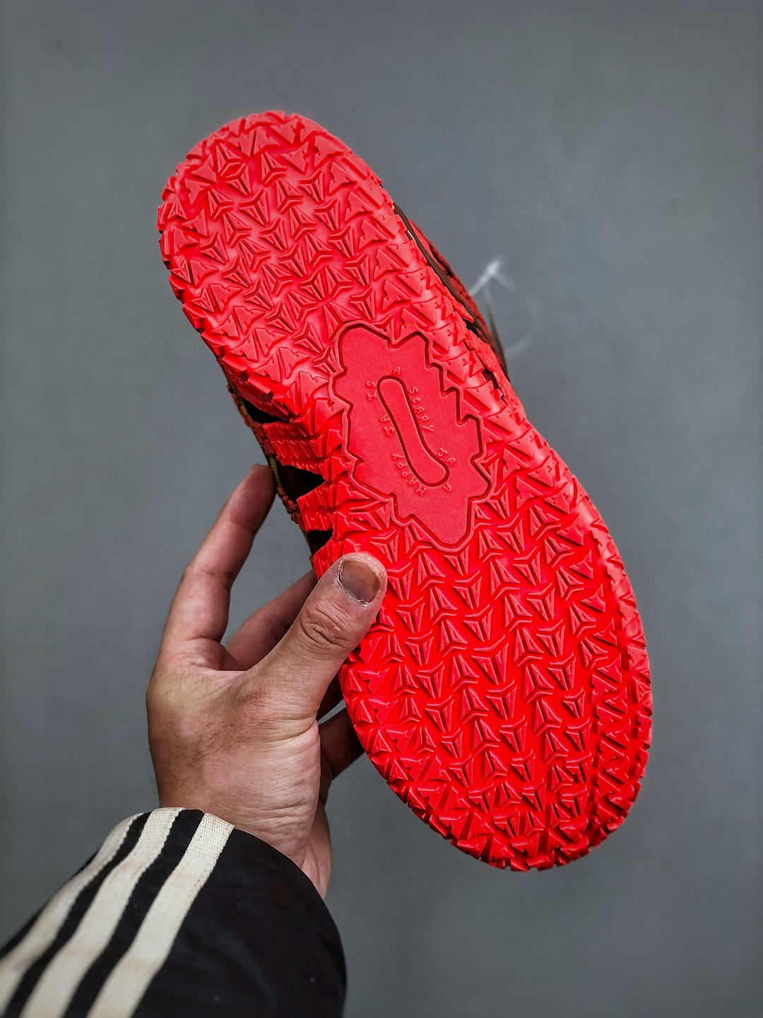 cmp_i1765912942702_8525_0_7