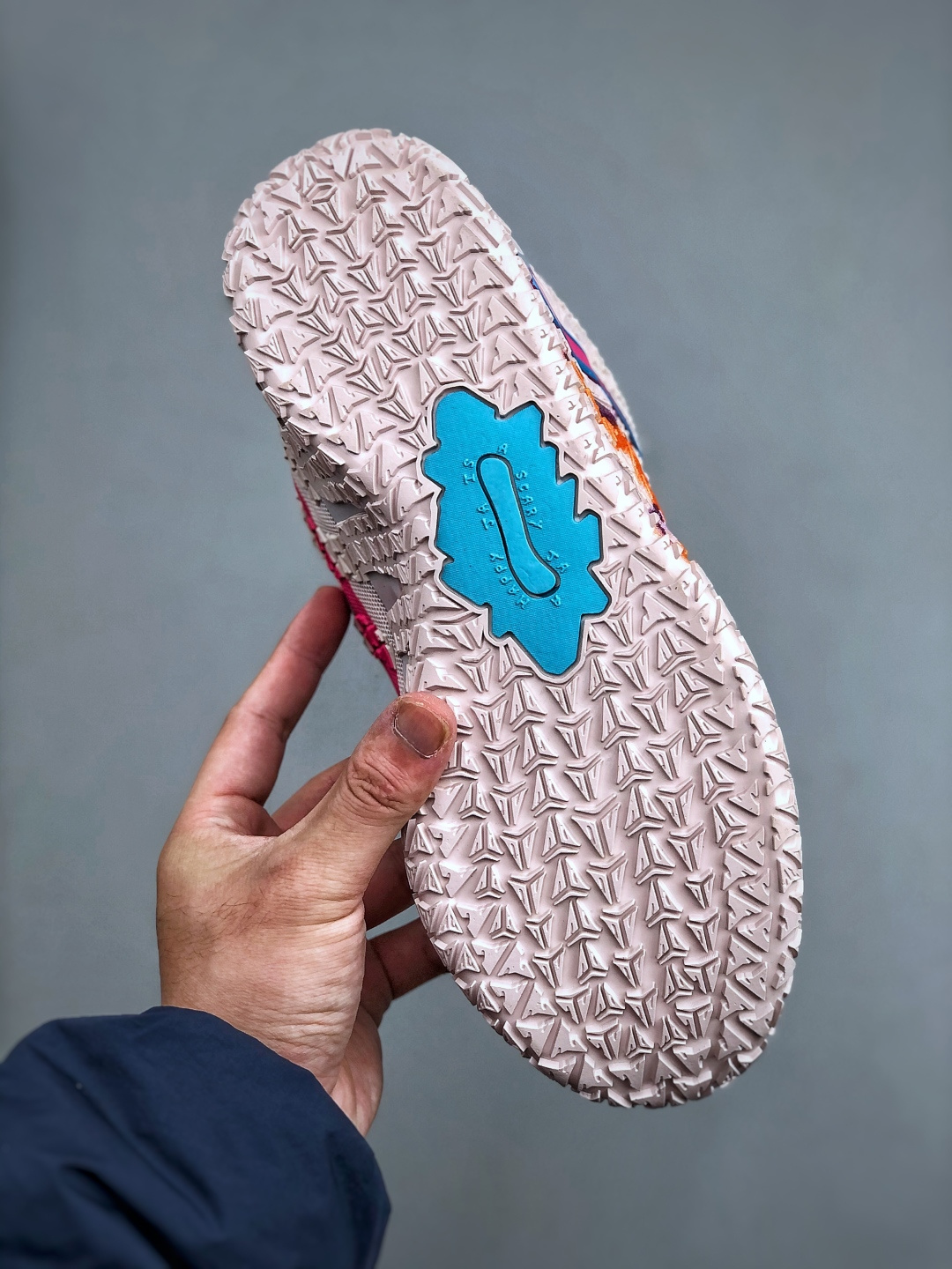 cmp_i1763673849109_6726_0_7