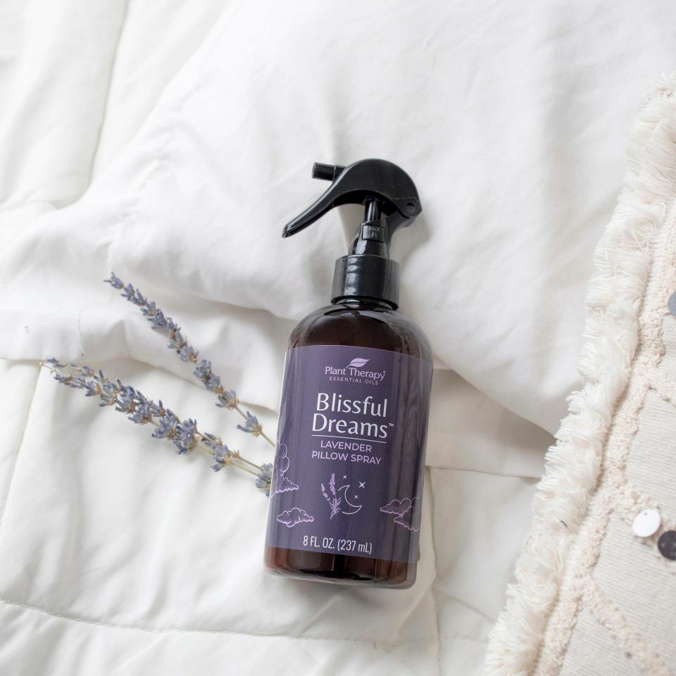 blissful_dreams_lavender_pillow_spray-03_960x960.jpeg