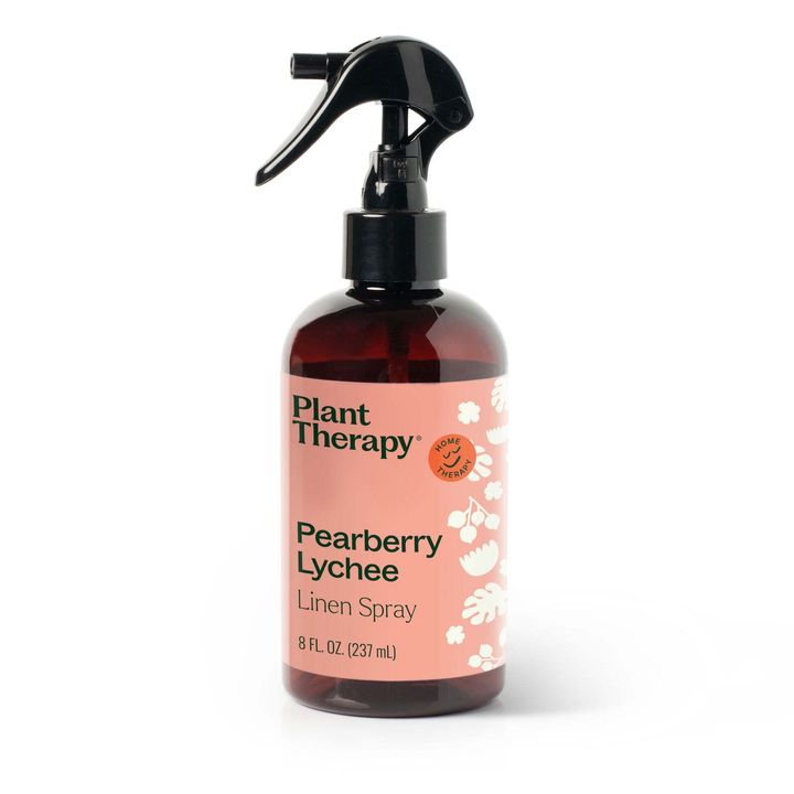 Pearberry_Lychee_Linen_Spray-01_ccbc993b-f02f-4b52-9a44-e8317d08771e_1946x