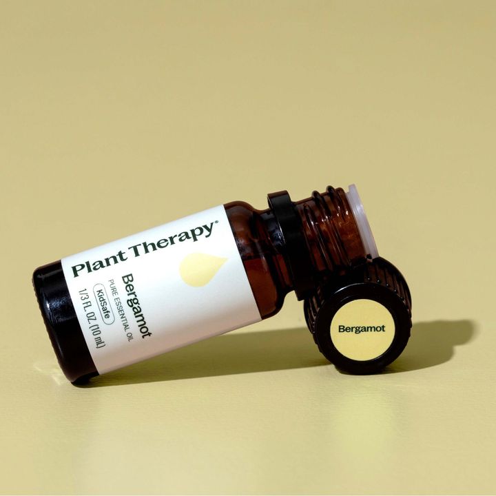 Bergapten-free Bergamot Essential Oil used to support clear, healthy-looking skin
