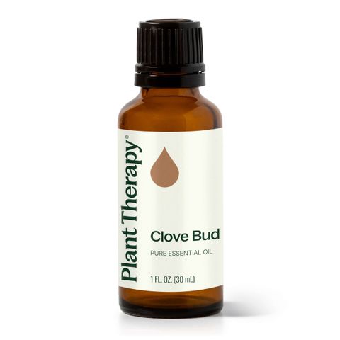 Clove Bud Essential Oil diffuser supporting immune wellness and seasonal comfort