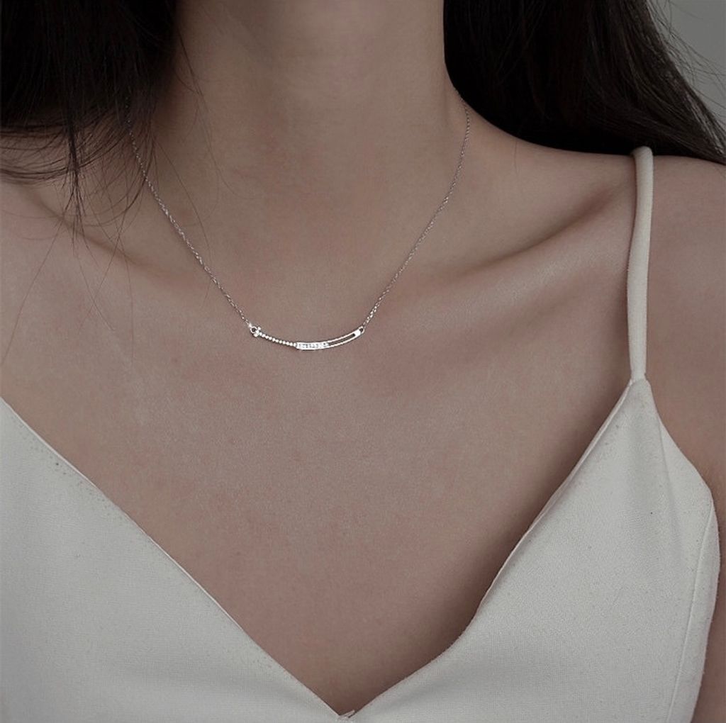 925 Sterling Silver Smile Necklace