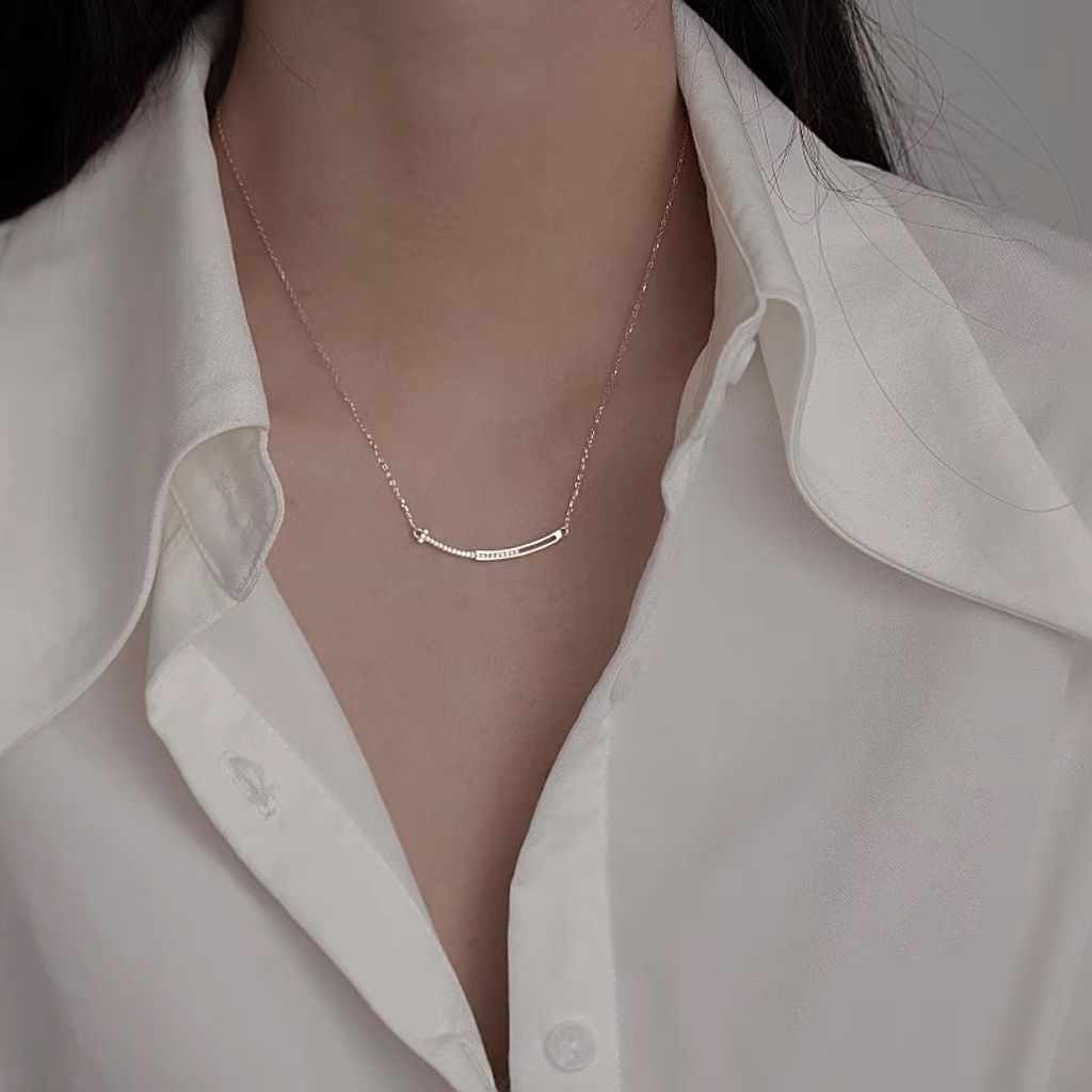925 Sterling Silver Smile Necklace