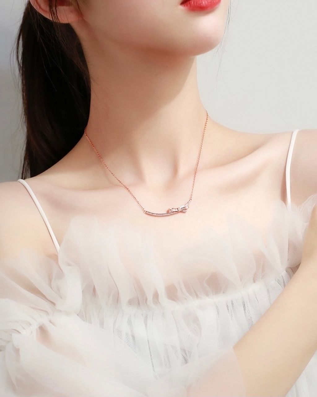 925 Sterling Silver Bow Necklace