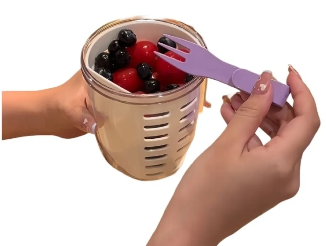Snack cup 3