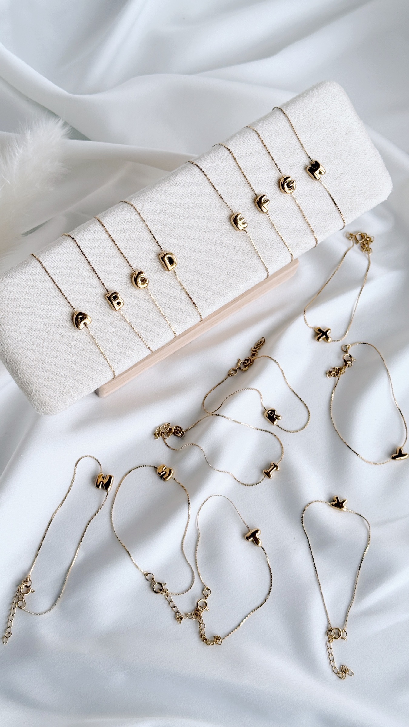 738C3000-2EC3-455F-B69D-CF65B3CD6C32