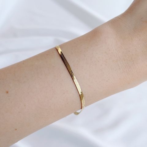 7A7813DB-3BFA-4929-AEC5-C955B20028AF