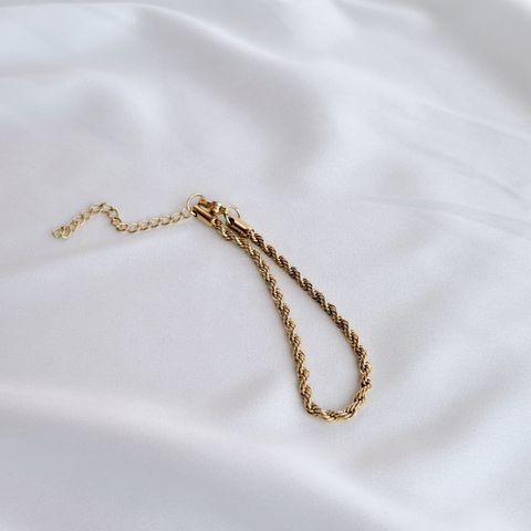 24056330-F7E4-40C8-9EB6-67CD27026869