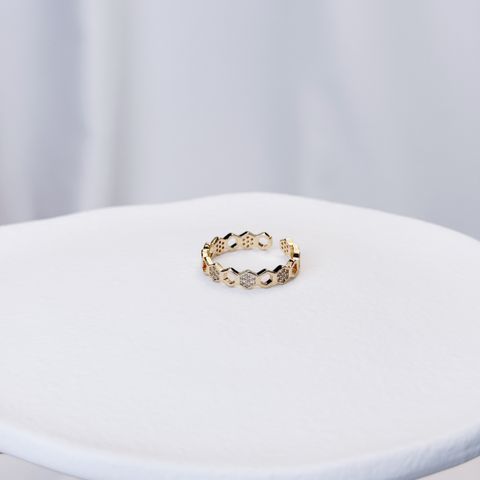 551DB5E8-5179-430B-AAF7-CB6DD683C162