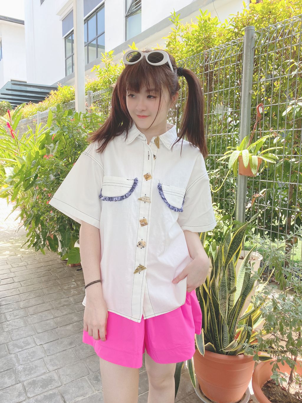 67BD5CA7-04DC-4073-A4B8-4702A932833C