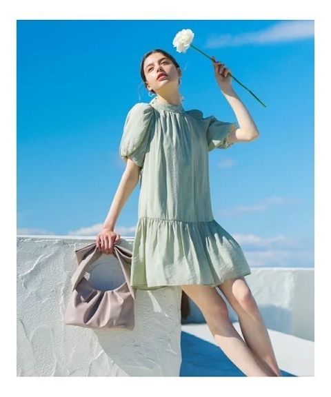 93F51E57-58B1-40D6-B663-0C8979689845