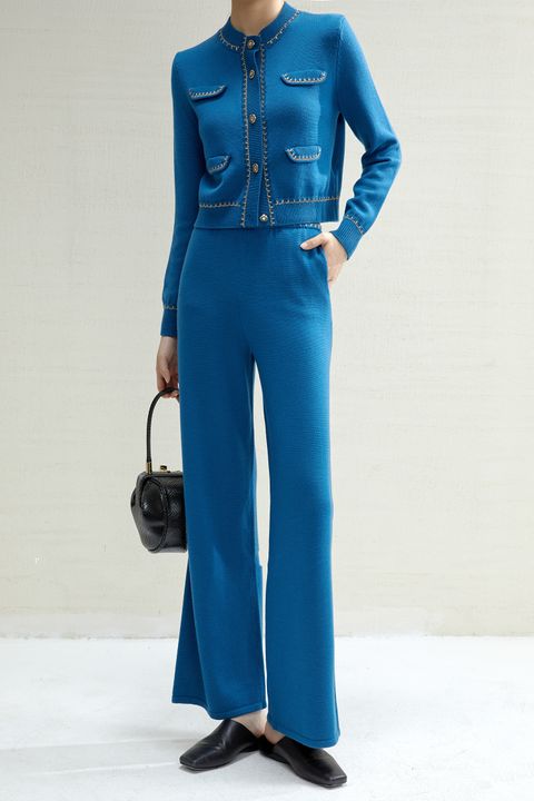 32E9ACF6-3C23-43CE-AC47-F19A17DB38C6