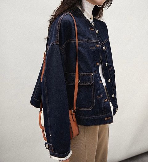 055B6950-484B-4E72-872F-6A9810B6290D